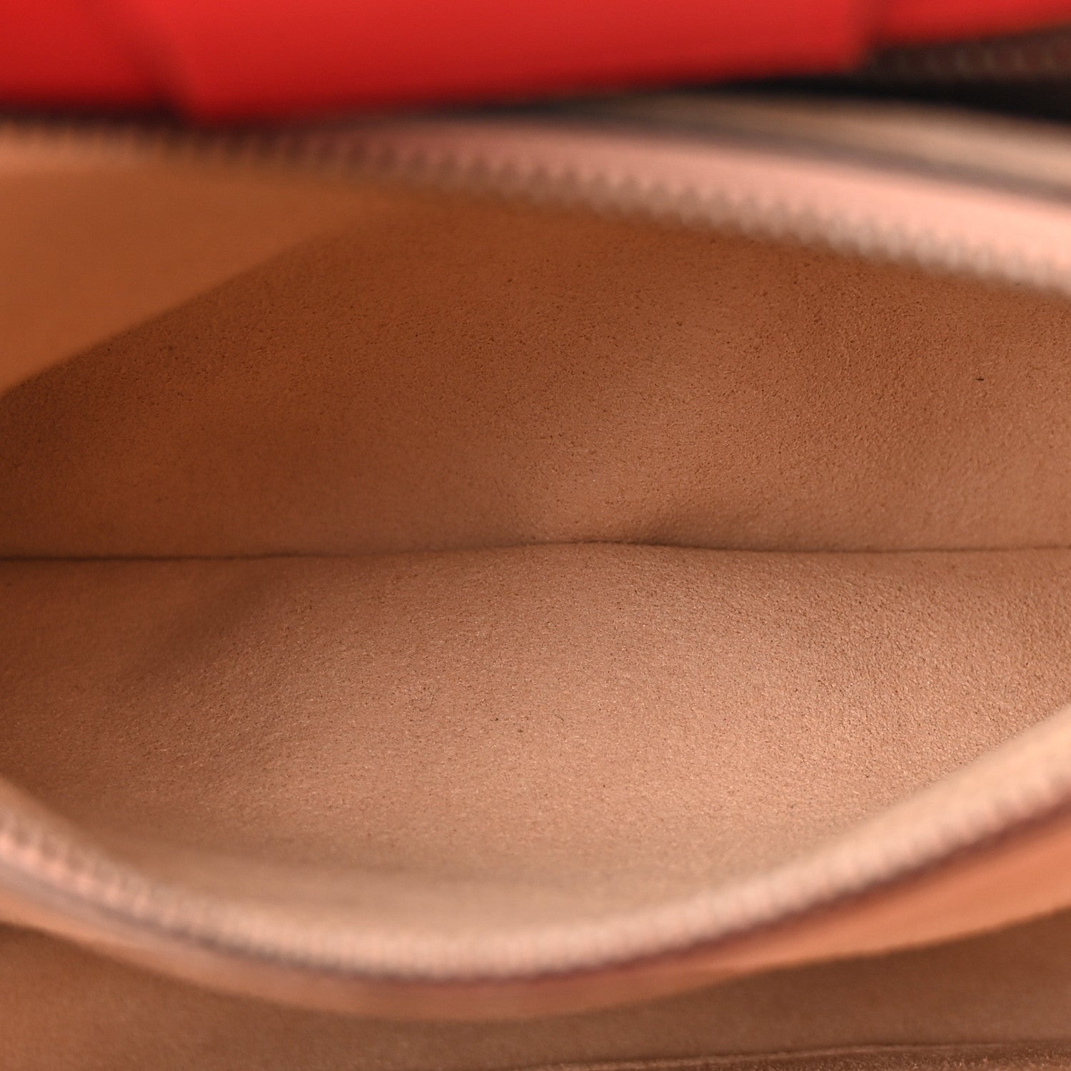 Gucci Calfskin Matelasse Small GG Marmont Tote Hibiscus Red 6 of 11