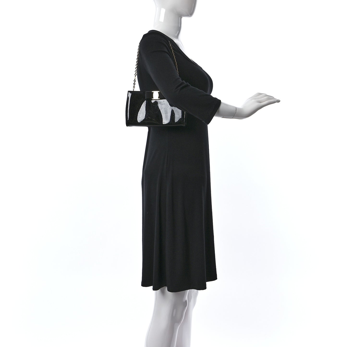 Patent Vara Bow Shoulder Bag Black