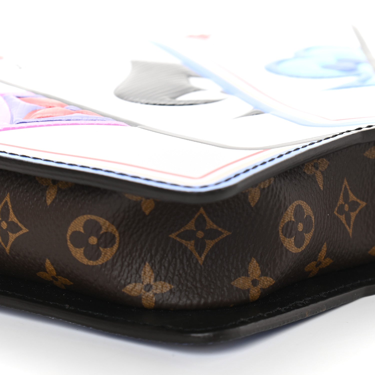 Louis Vuitton Game On Pochette Cartes Clutch 8 of 9