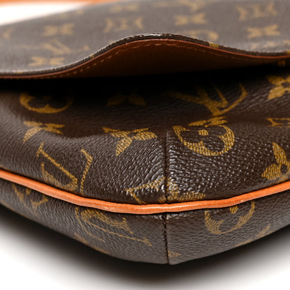 Louis Vuitton Monogram Musette Salsa 7 of 10