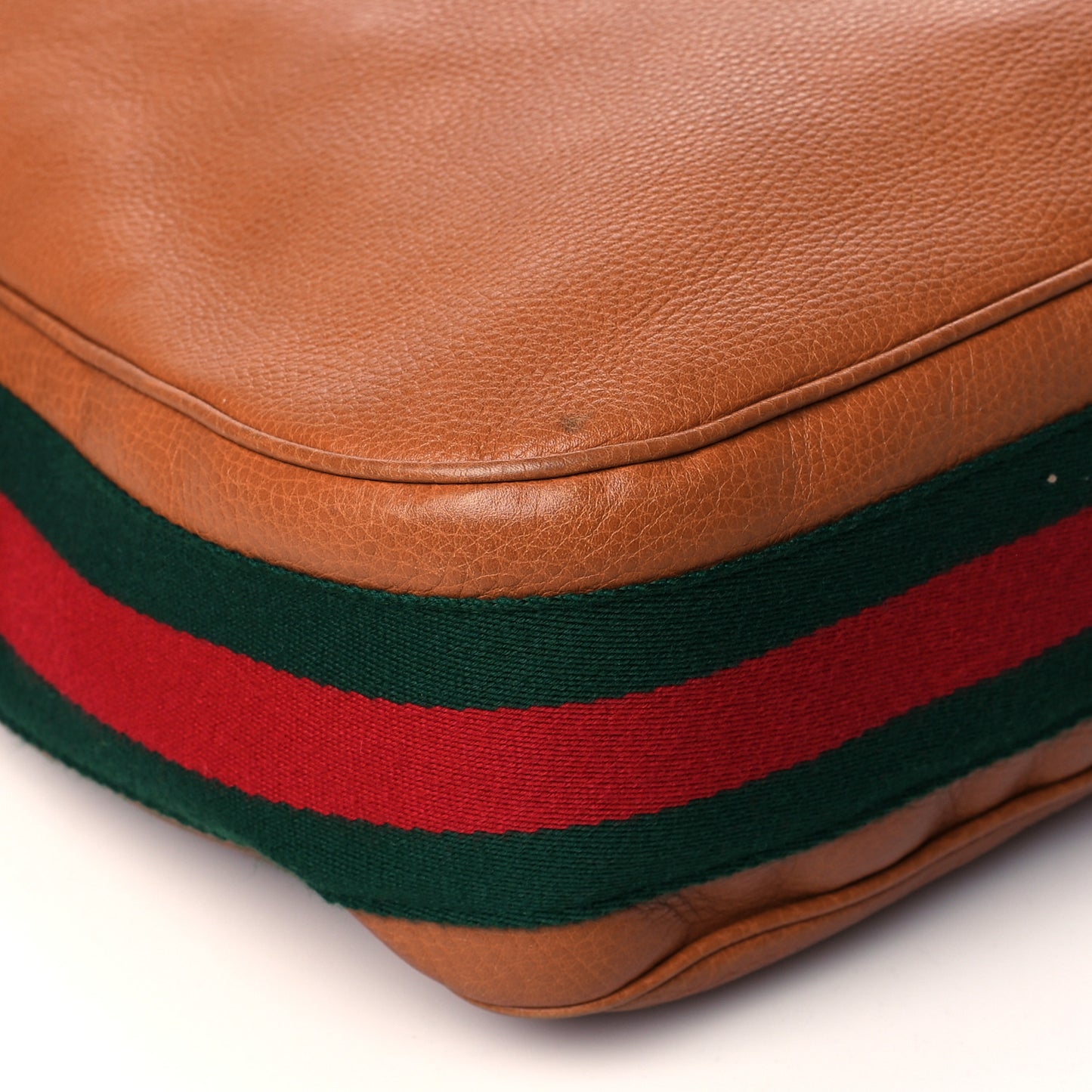 Pebbled Calfskin Medium Heritage Shoulder Bag Light Tobacco