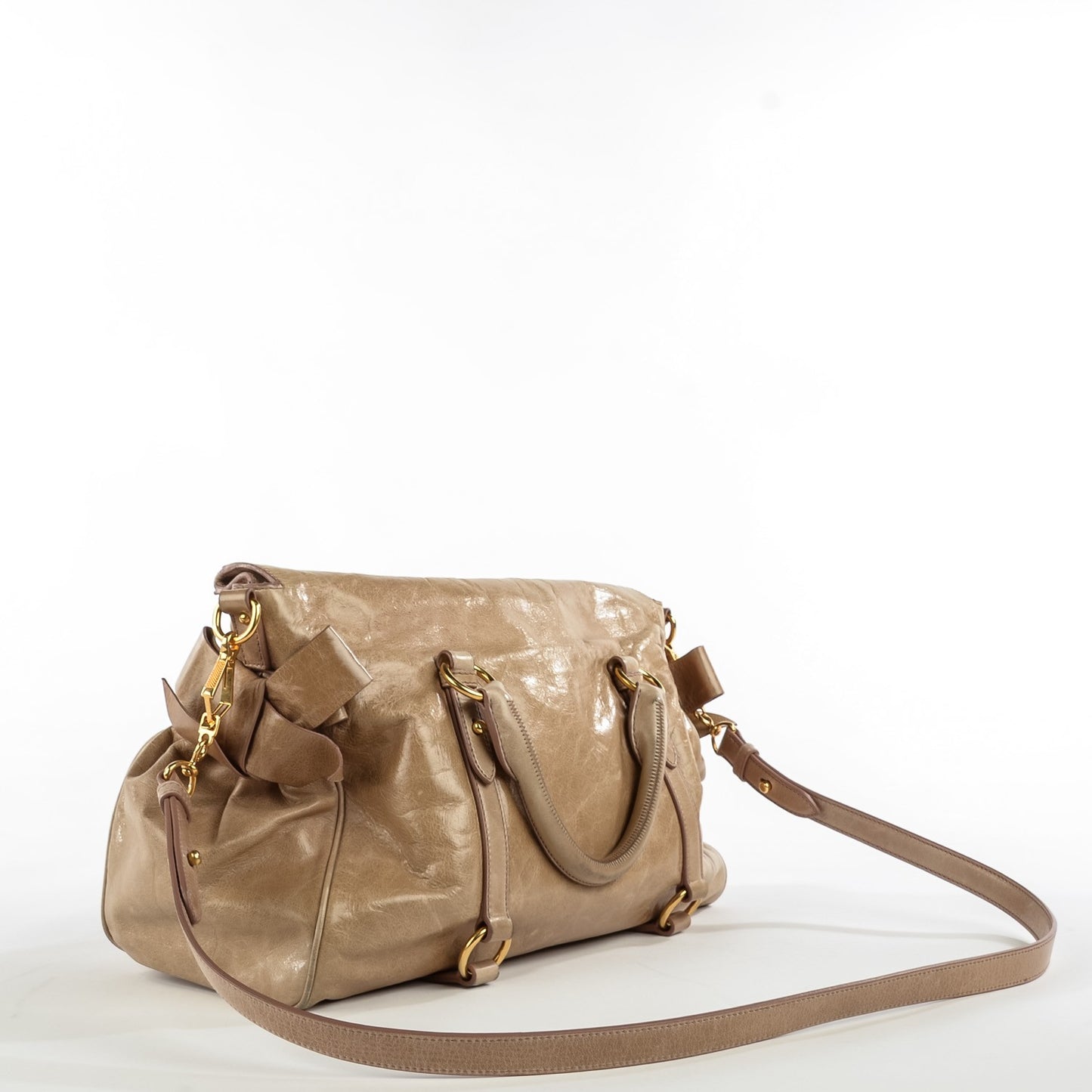 Vitello Lux Medium Bow Bag