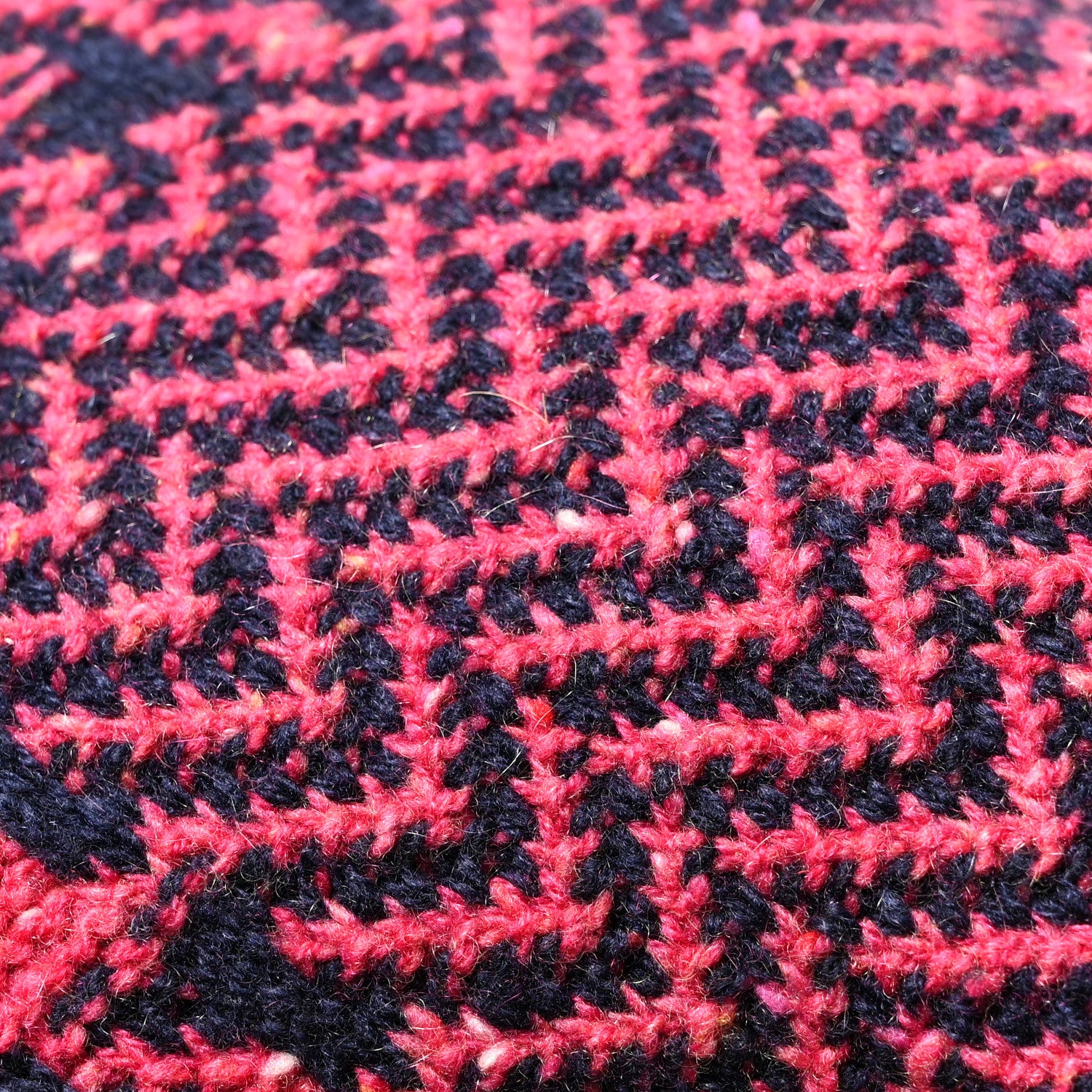 Chanel Cashmere Knit CC Scarf Navy Blue Pink 4 of 4