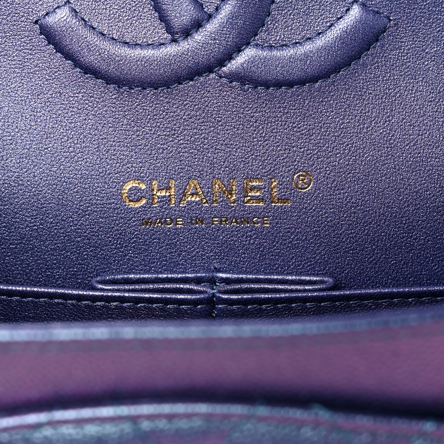 Iridescent Caviar Quilted Medium Double Flap Dark Blue