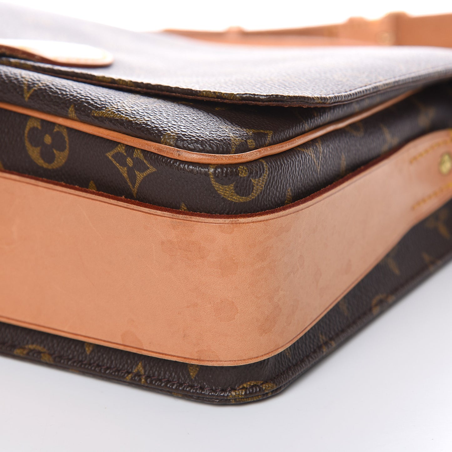 Monogram Cartouchiere 26