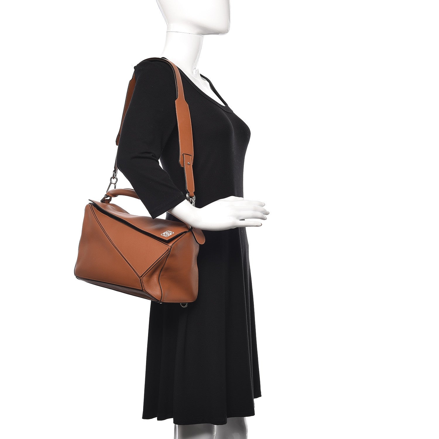 Loewe Calfskin Puzzle Bag Tan 2 of 9