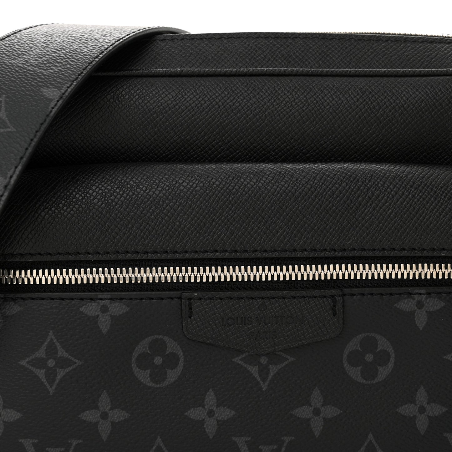 Taiga Monogram Eclipse Outdoor Messenger Black