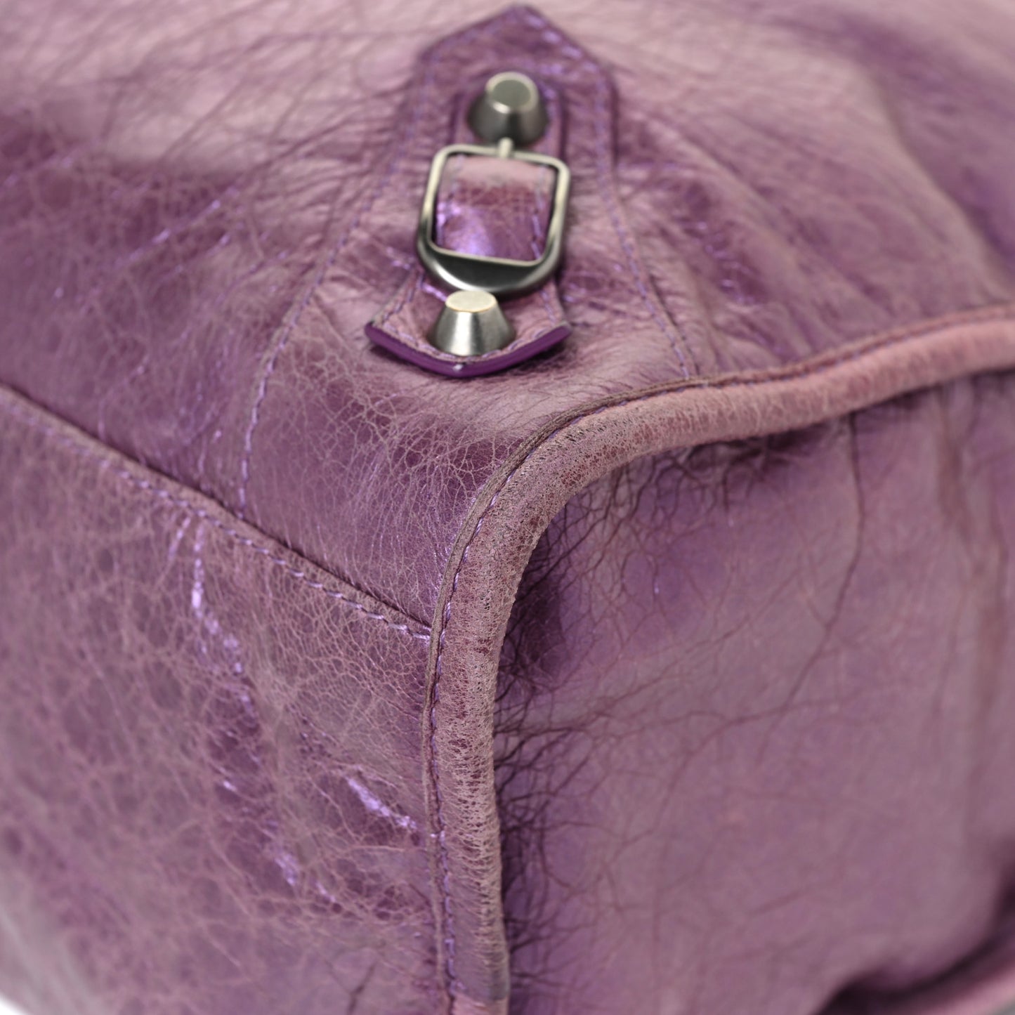 Agneau Classic Hardware City Metallic Purple