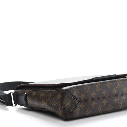 Louis Vuitton Monogram Macassar District MM 7 of 10
