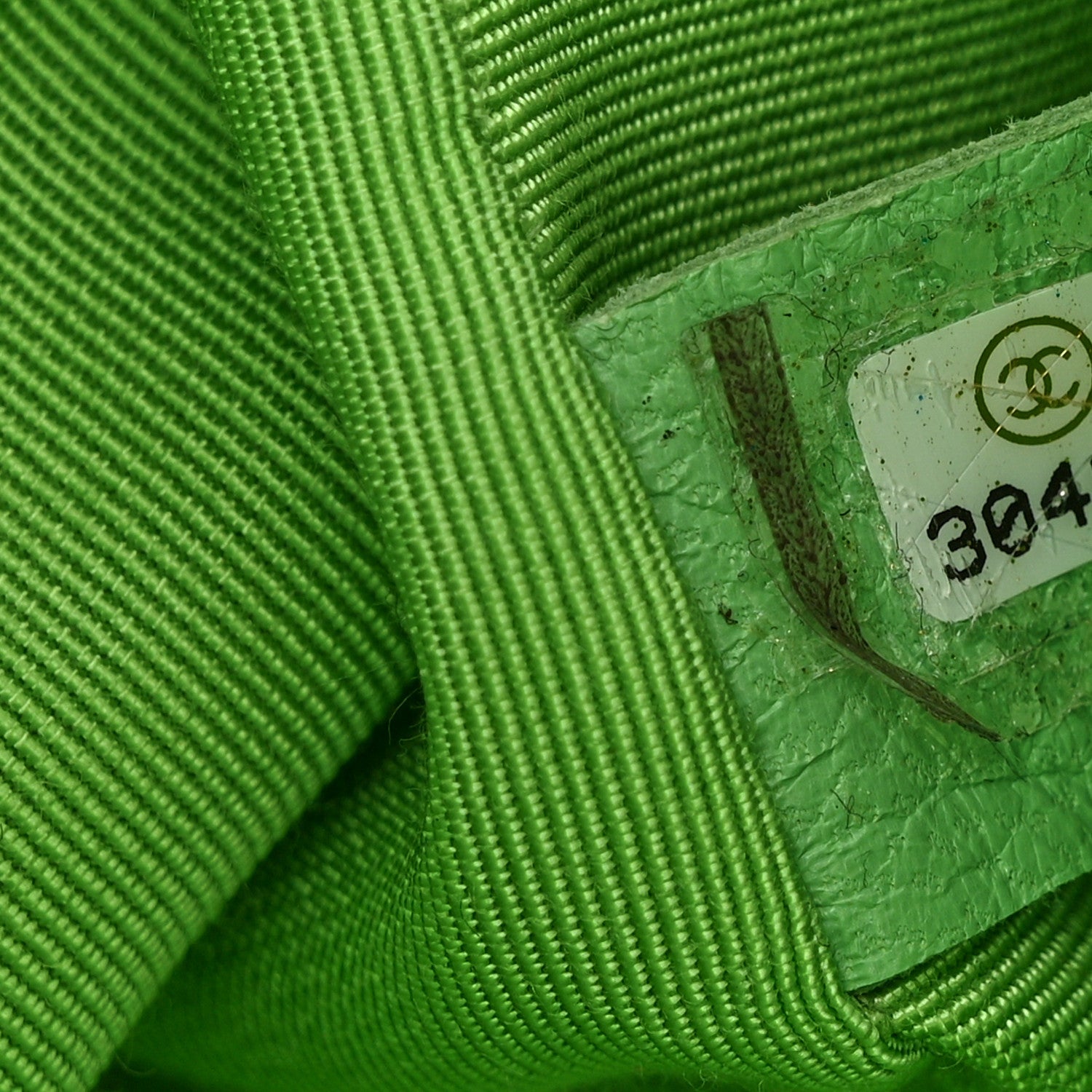 Chanel Lambskin Quilted Medium Chanel 19 Flap Green 7 of 11