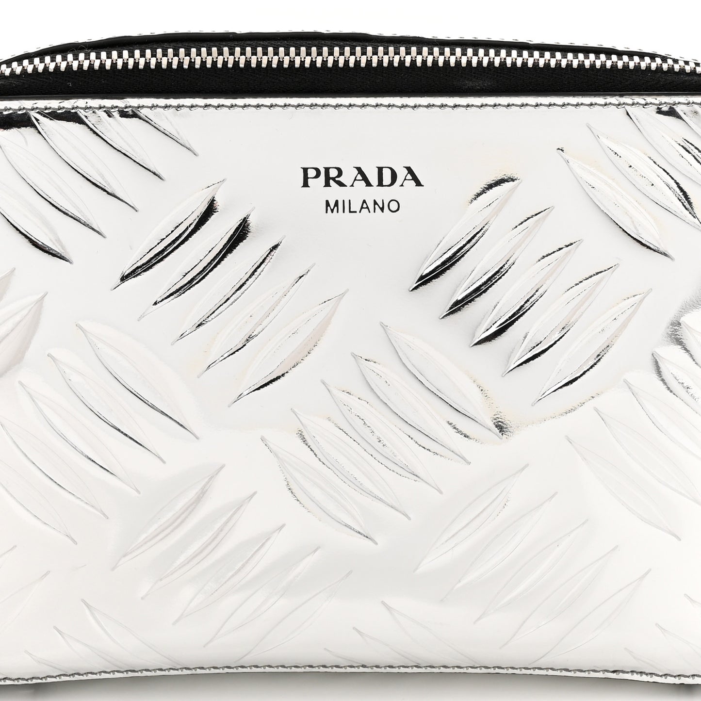 Spazzolato Embossed Small Brique Crossbody Bag Argento