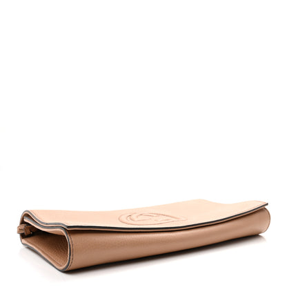 Gucci Pebbled Calfskin Medium Soho Clutch Camelia 4 of 7