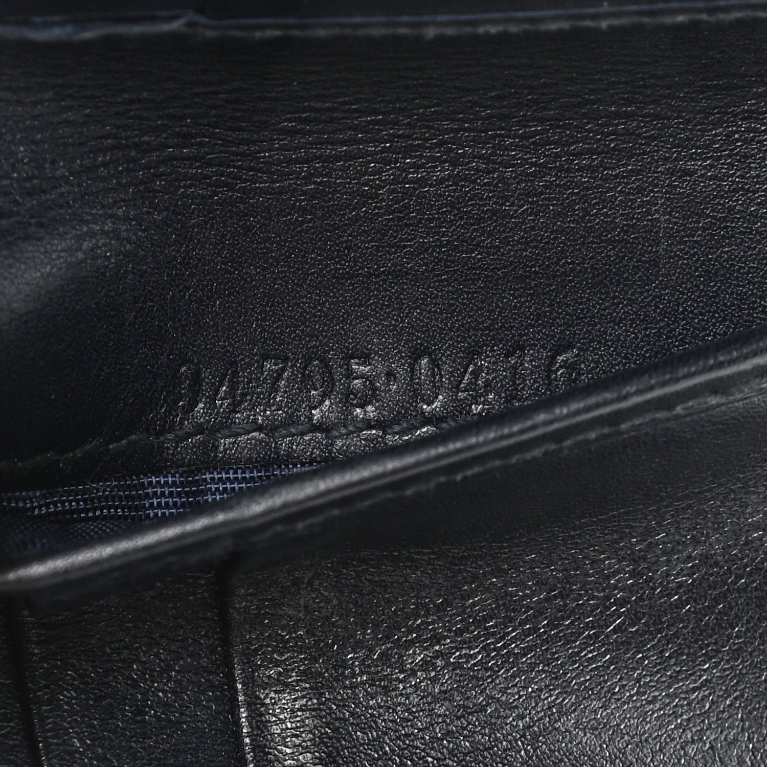 Gucci Lizard Bi-Fold Wallet Black 7 of 10