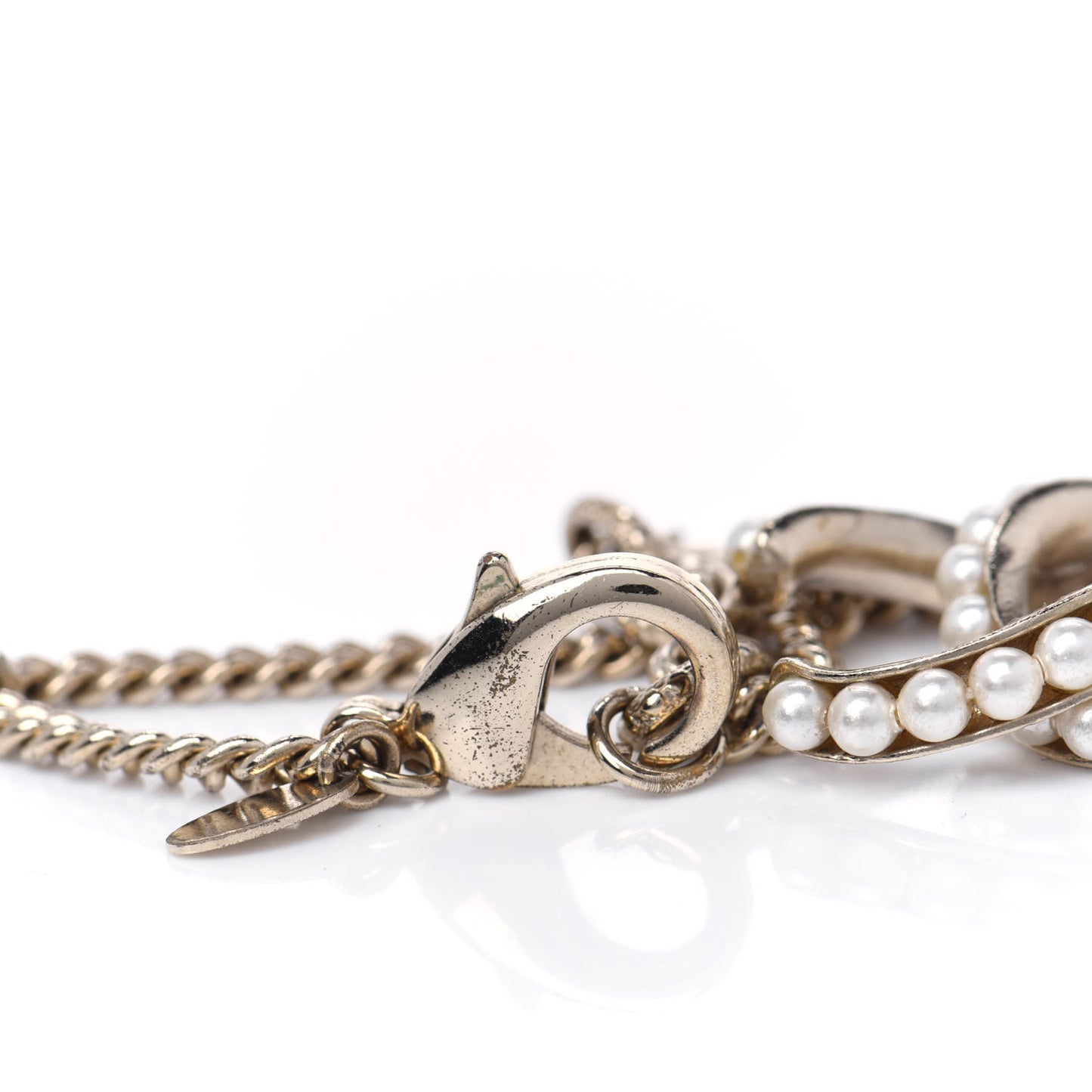 Pearl Twisted CC Pendant Necklace Gold