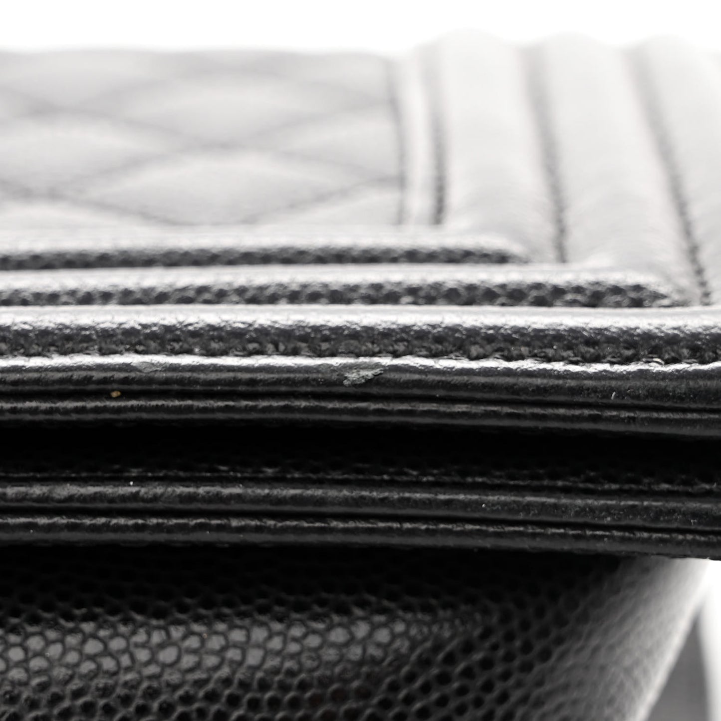 Caviar Quilted Medium Boy Flap Black