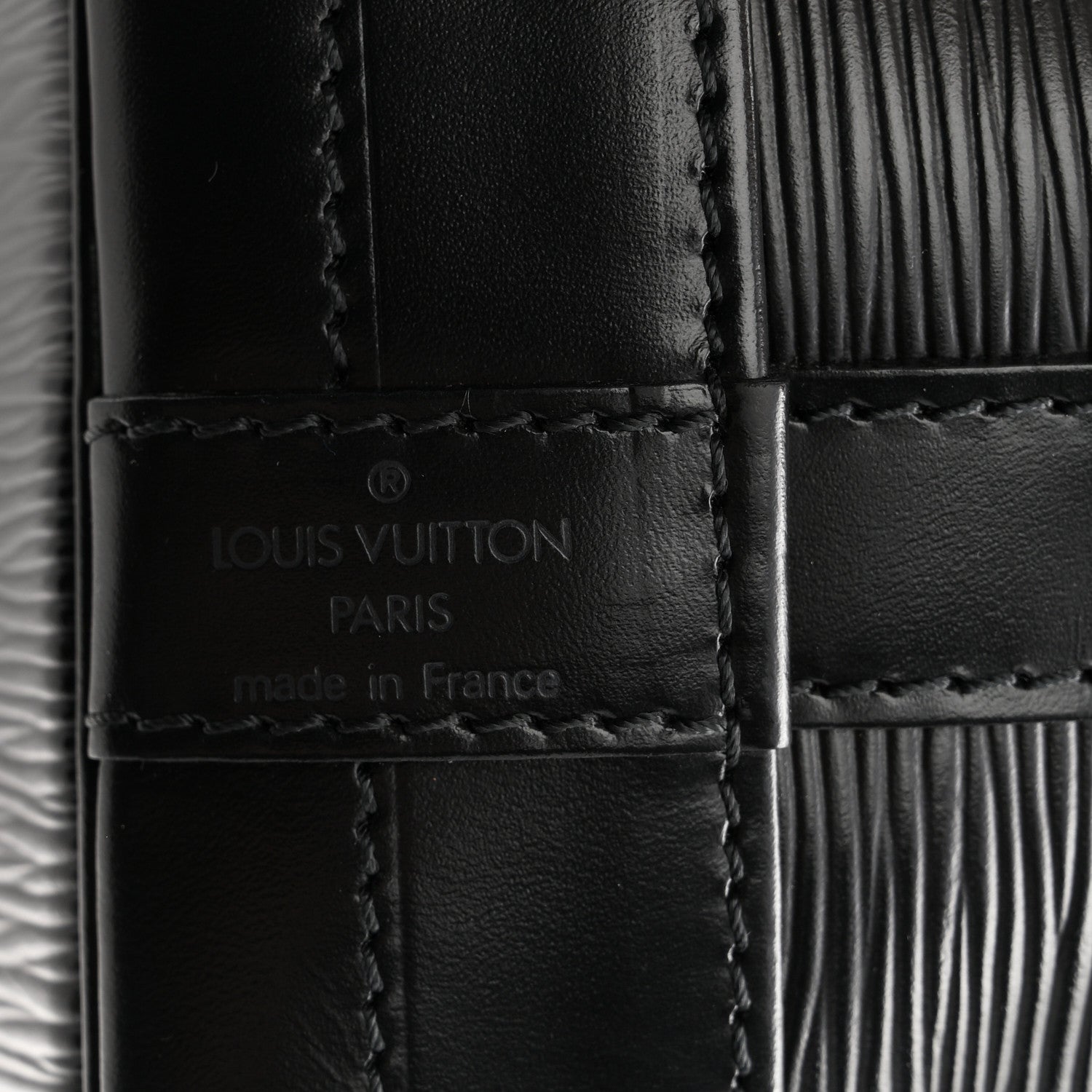 Louis Vuitton Epi Noe Black 6 of 9