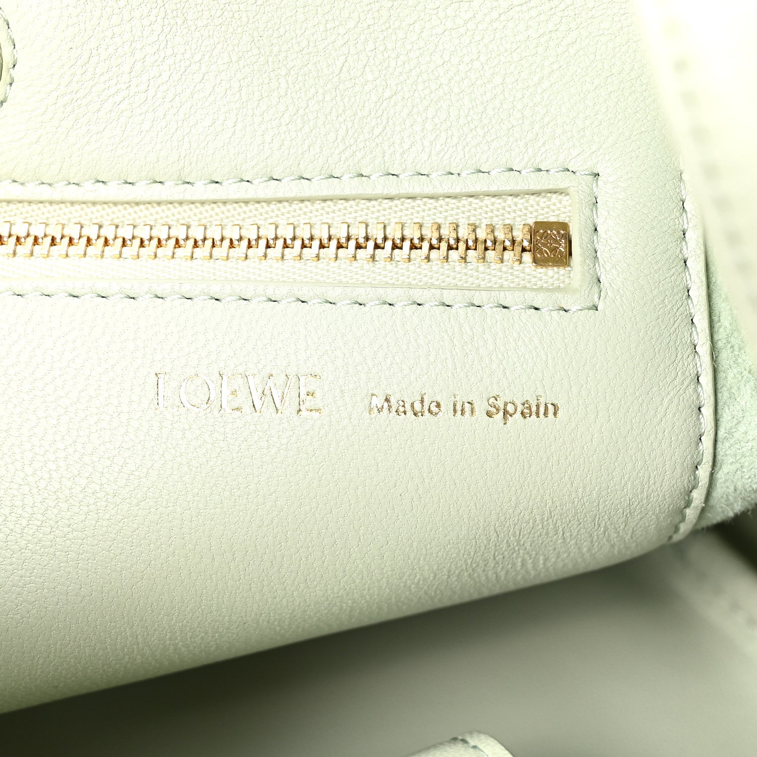 Loewe Mellow Nappa Lambskin Small Squeeze Bag Spring Jade 6 of 9