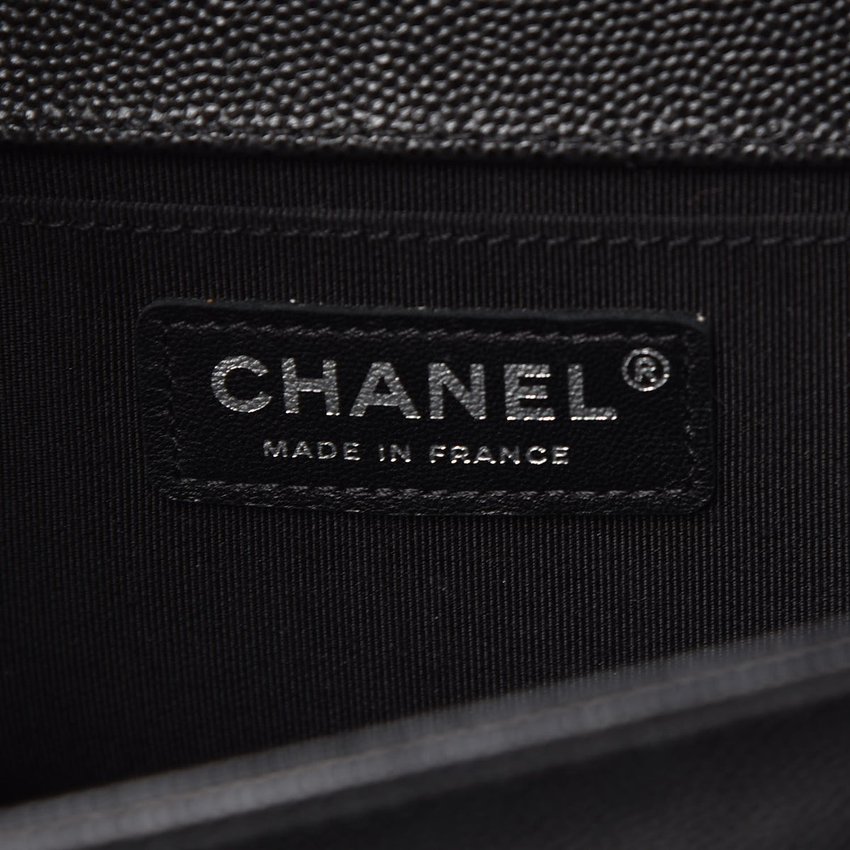 Caviar Quilted Medium Boy Flap Black