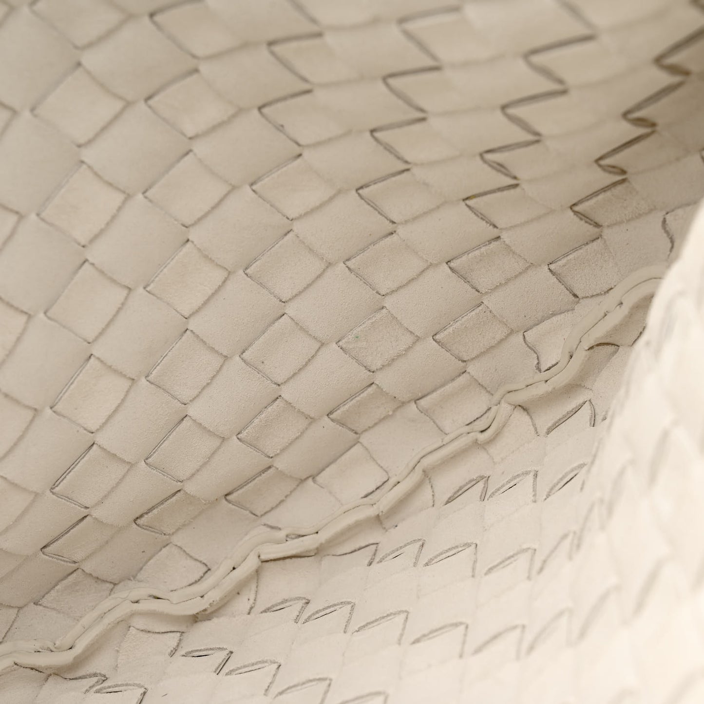 Nappa Intrecciato Medium Turn Pouch White