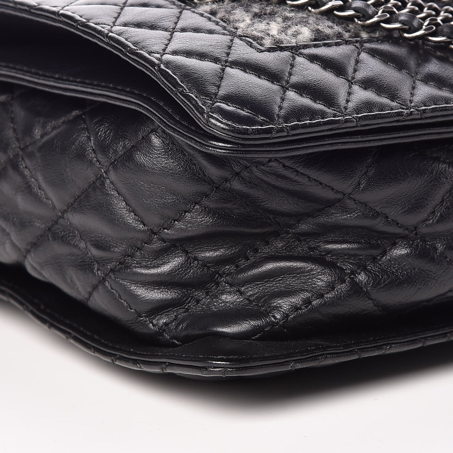 Calfskin Tweed Enchained XL Boy Flap Black
