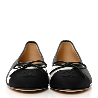 Chanel Printed Fabric Grosgrain Cap Toe CC Ballerina Flats 37.5 Black White 2 of 9