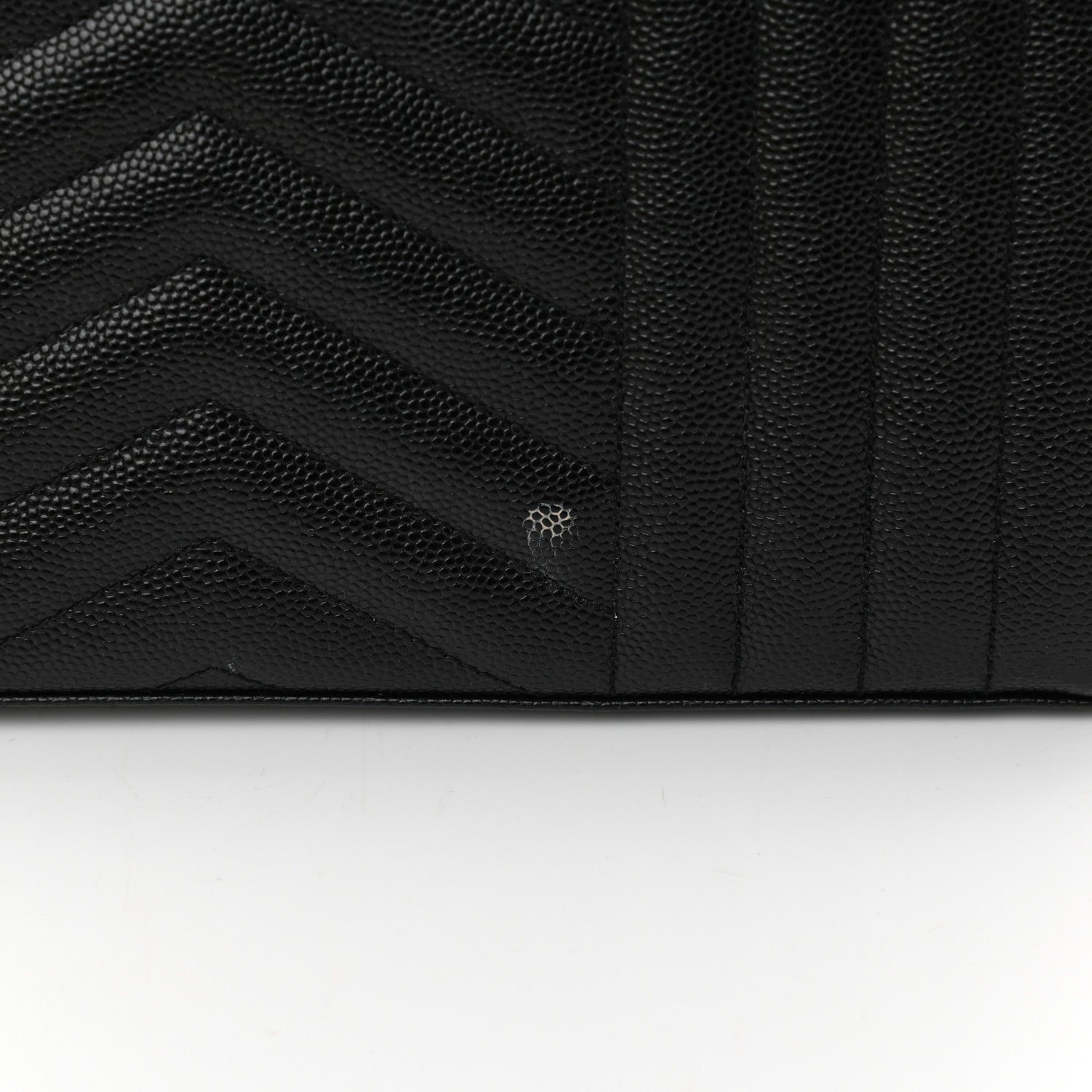 Saint Laurent Grain De Poudre Mixed Matelasse Triquilt Monogram Chain Wallet Black 21 of 23
