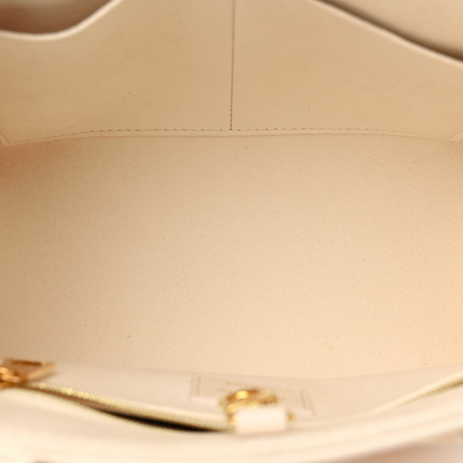 Louis Vuitton Empreinte Monogram Giant By The Pool Onthego PM Neutral Gradient 5 of 12
