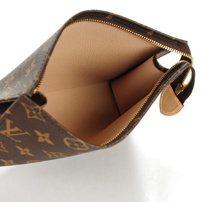Louis Vuitton Monogram Toiletry Pouch 19 5 of 7
