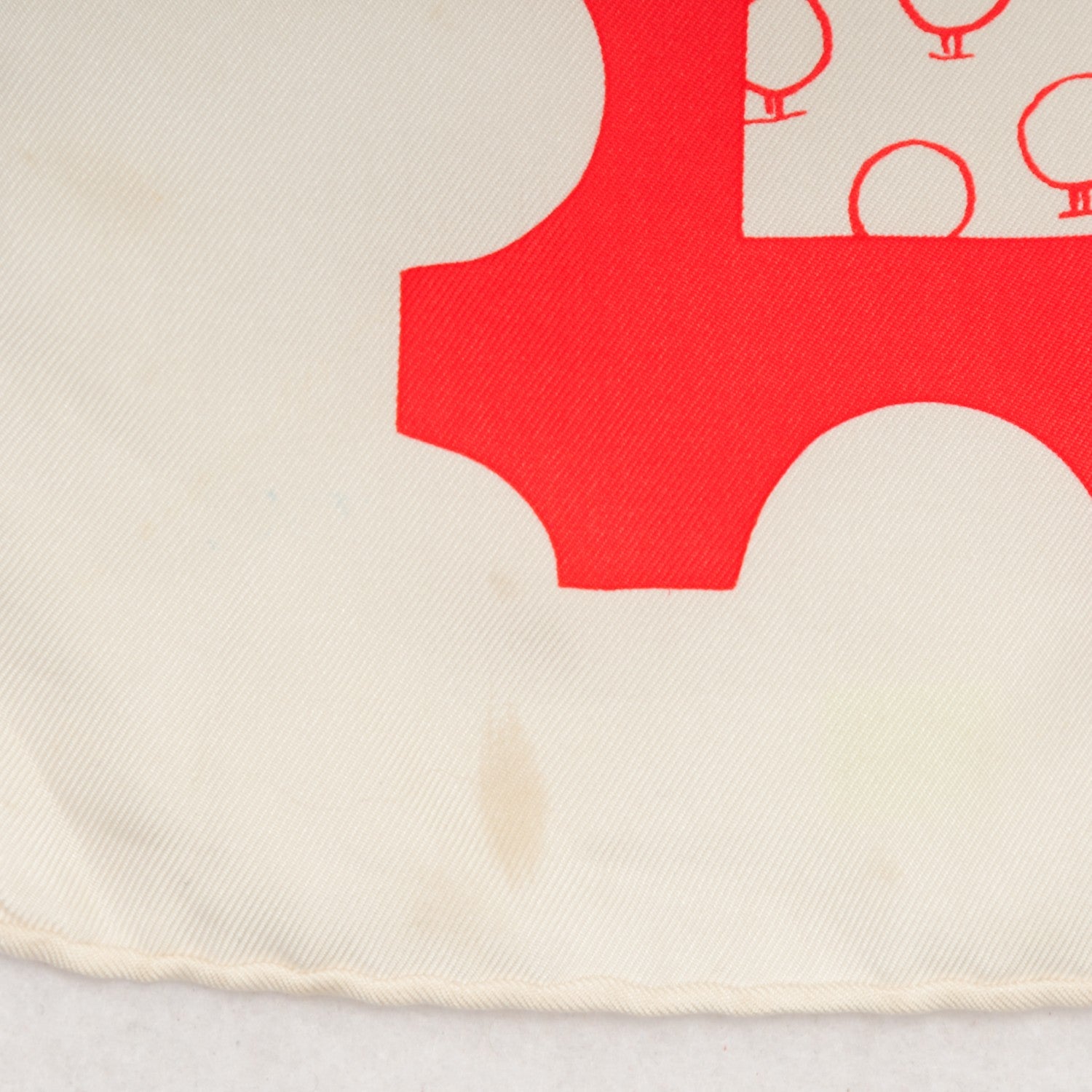 Hermes Silk De Passage A Paris Scarf 90 Blanc Framboise Rouge 5 of 7