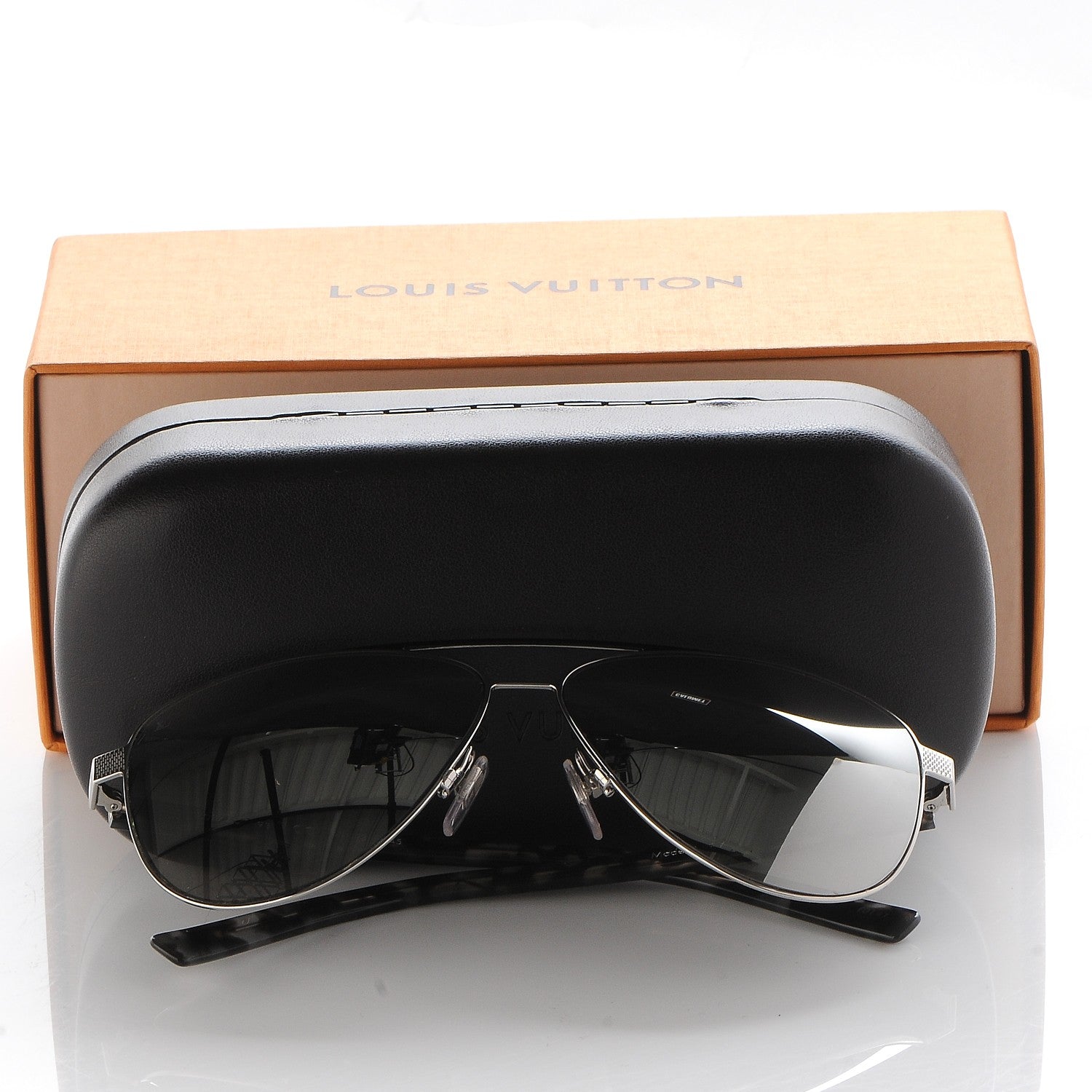 Louis Vuitton Starship Aviator Sunglasses ZO844U Silver 7 of 7