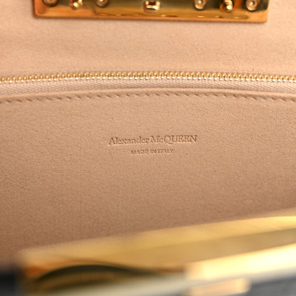 Alexander McQueen Calfskin Crocodile Embossed Knuckle Flat Clutch Black Gold 6 of 7