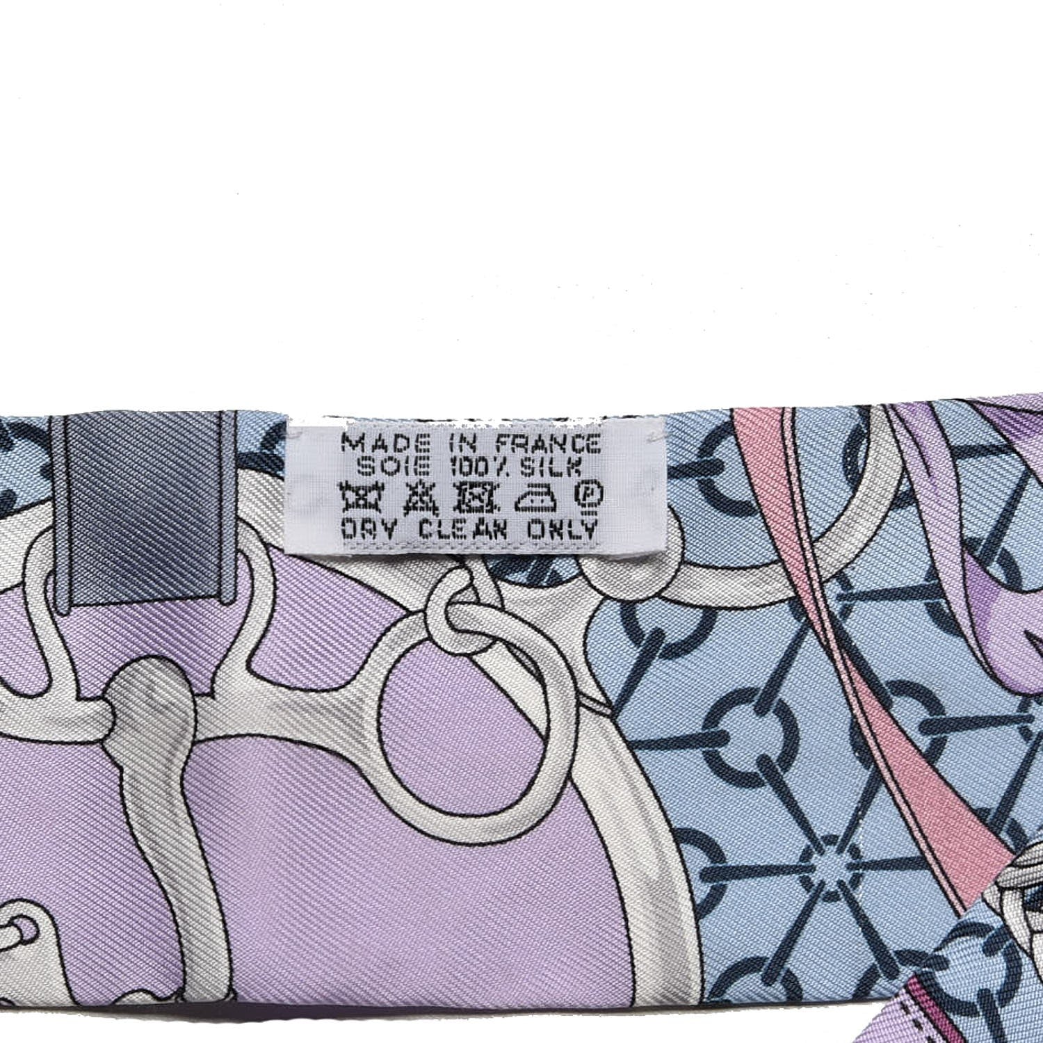 Hermes Silk La Promenade Du Matin Twilly Mauve Ciel Gris 4 of 5