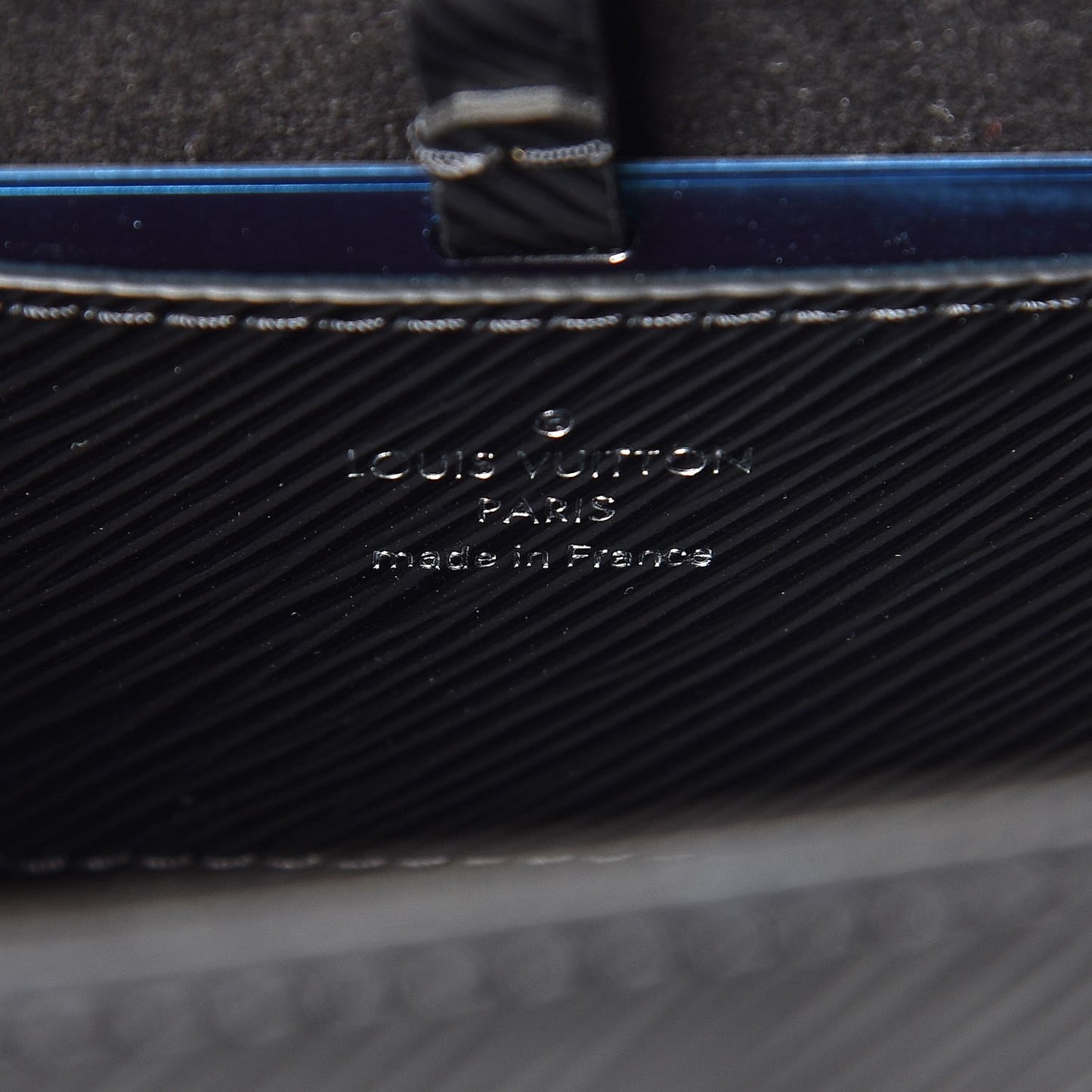 Epi Monogram Twist Shoulder Bag MM Black