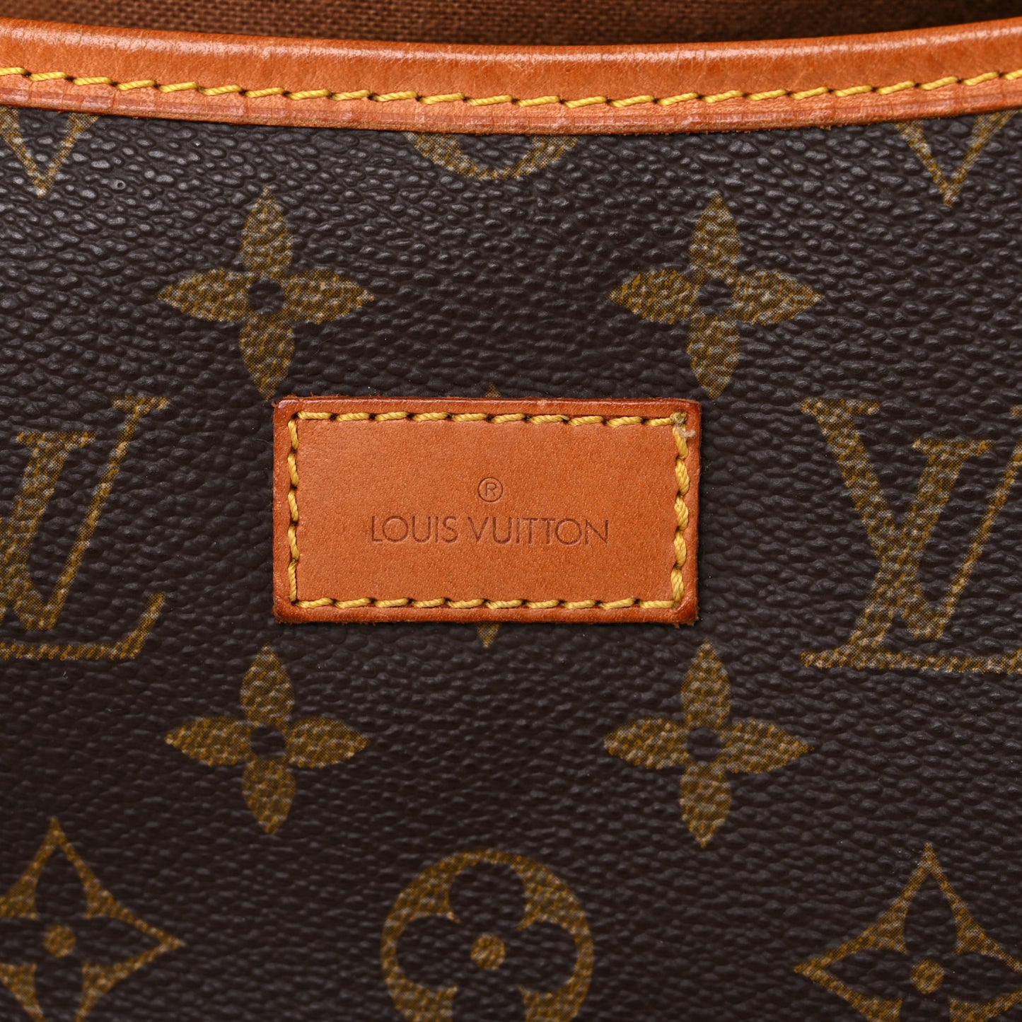 Monogram Saumur 35