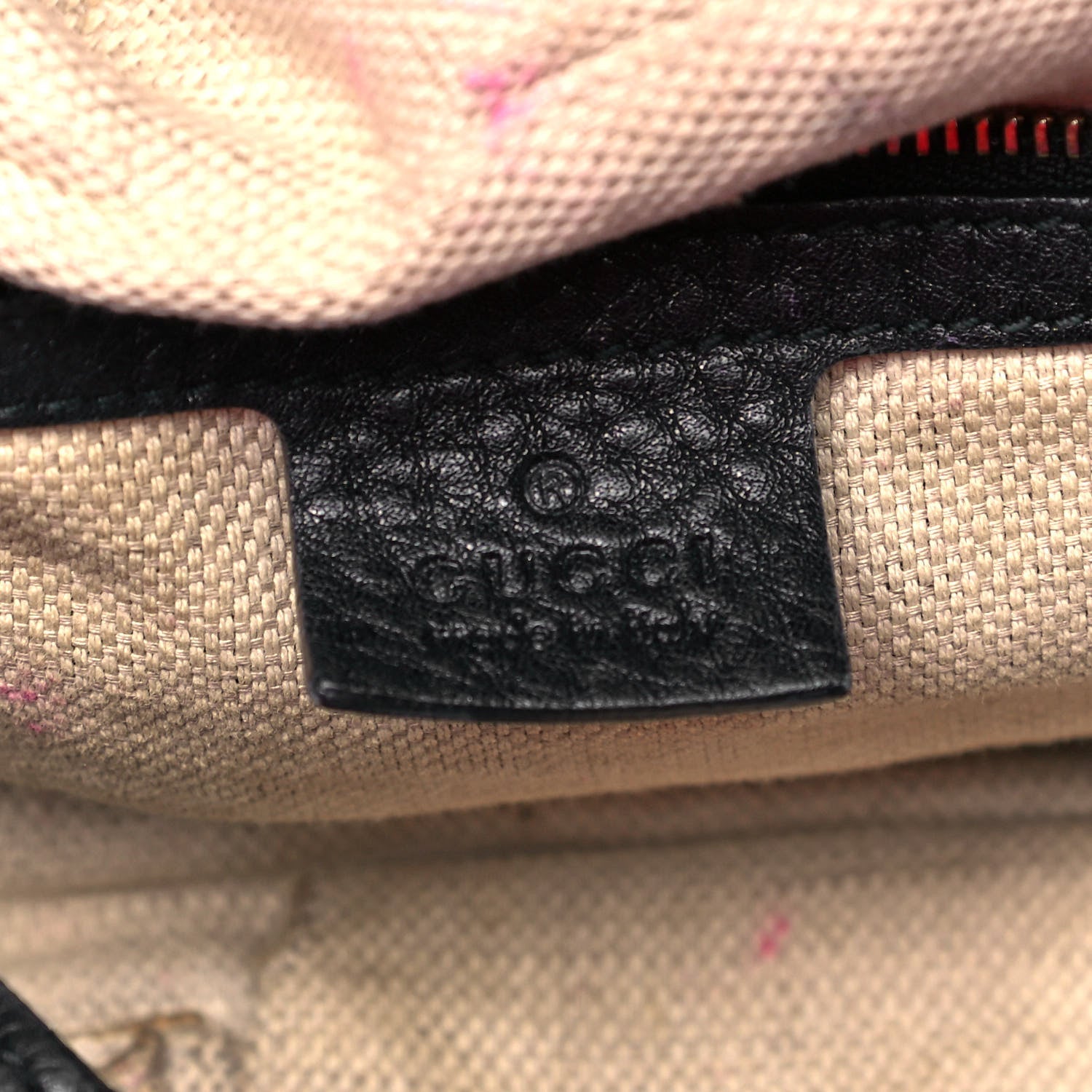Gucci Pebbled Calfskin Medium Soho Shoulder Bag Black 6 of 10