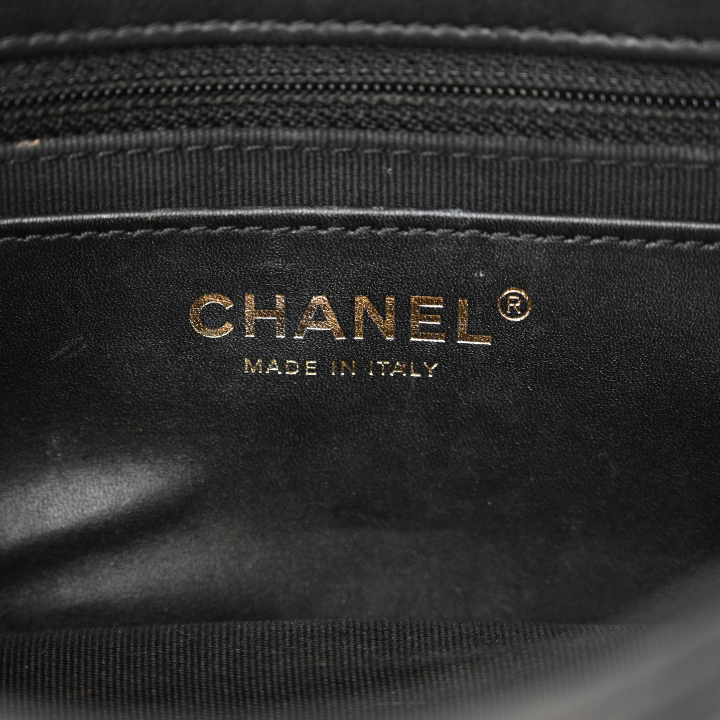 Lambskin Quilted Small Pillow Crush Flap Black
