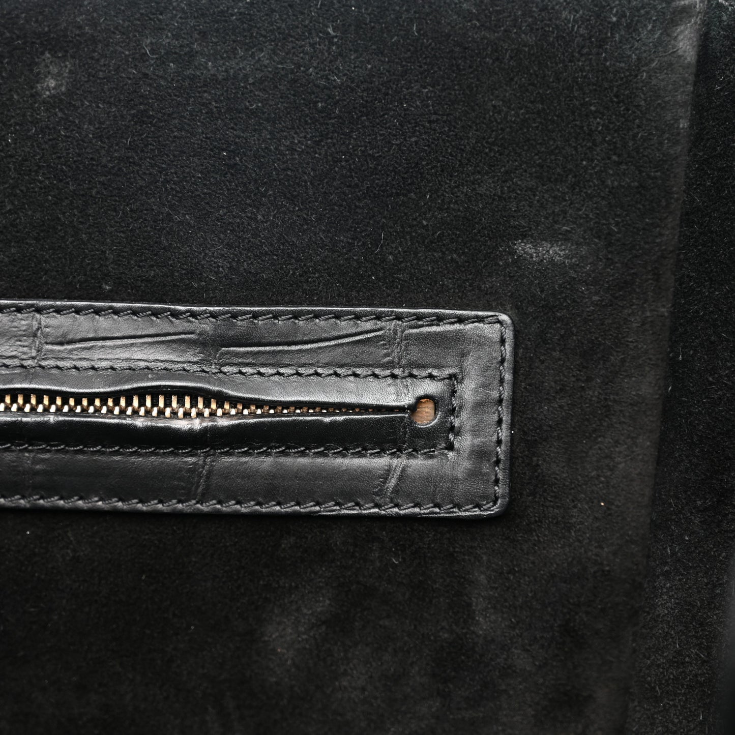 Calfskin Crocodile Embossed Medium Phantom Luggage Black
