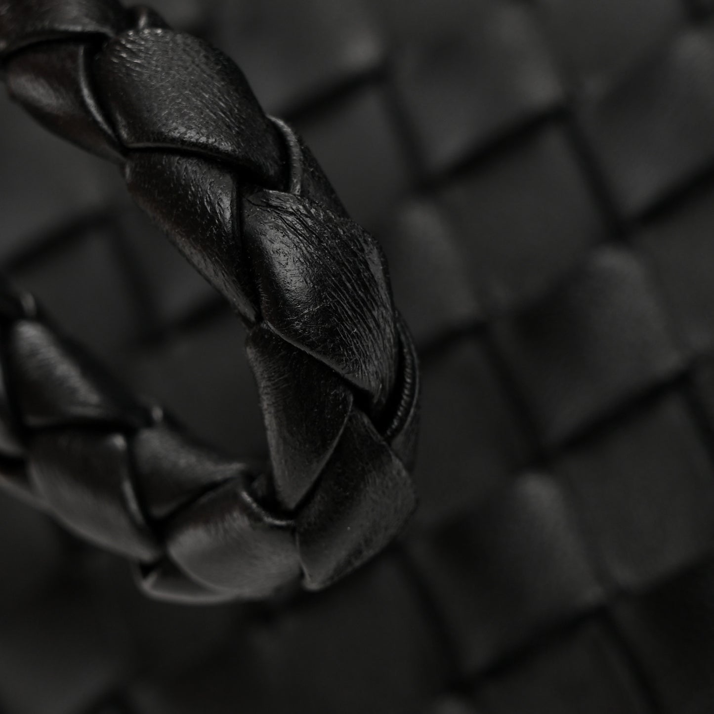 Nappa Intrecciato Large Andiamo Shoulder Bag Black