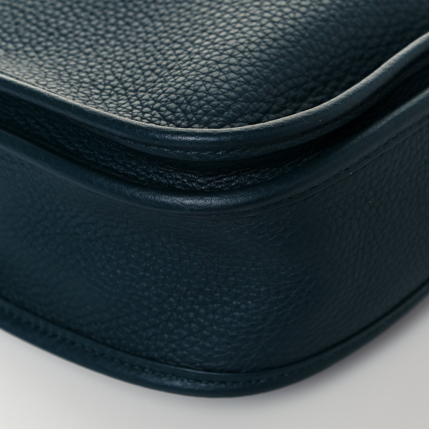 Hermes Taurillon Clemence Evelyne III PM Vert Cypress 10 of 11