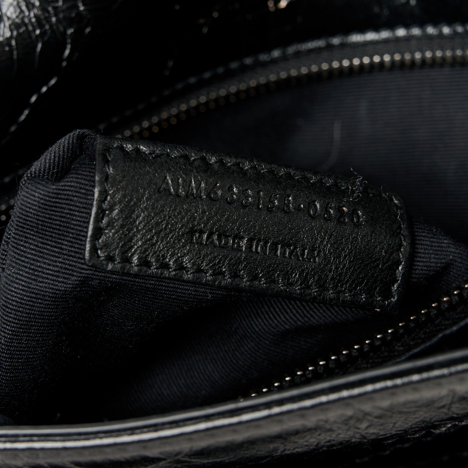 Saint Laurent Crinkled Calfskin Matelasse Monogram Medium Niki Chain Satchel Black 7 of 10