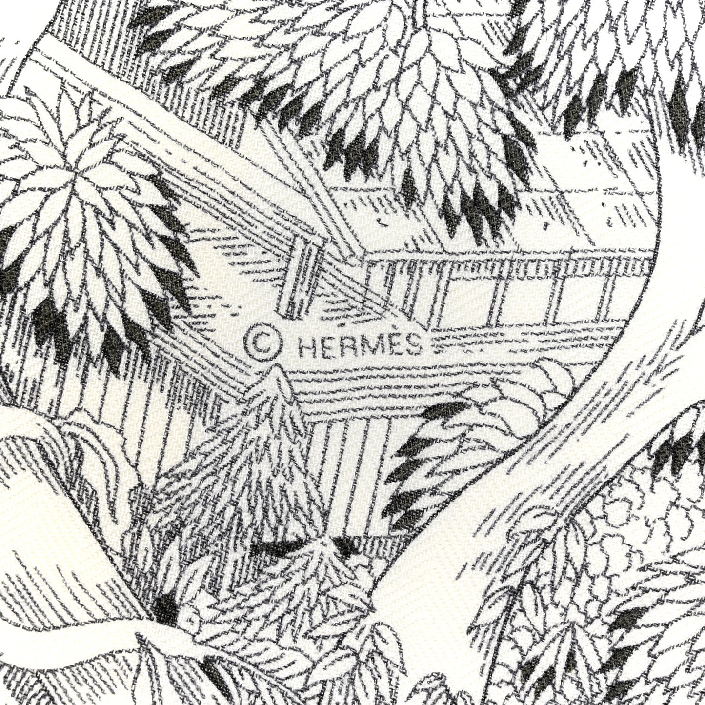 Cashmere Silk Retour a la Nature 140 White Black Multicolor
