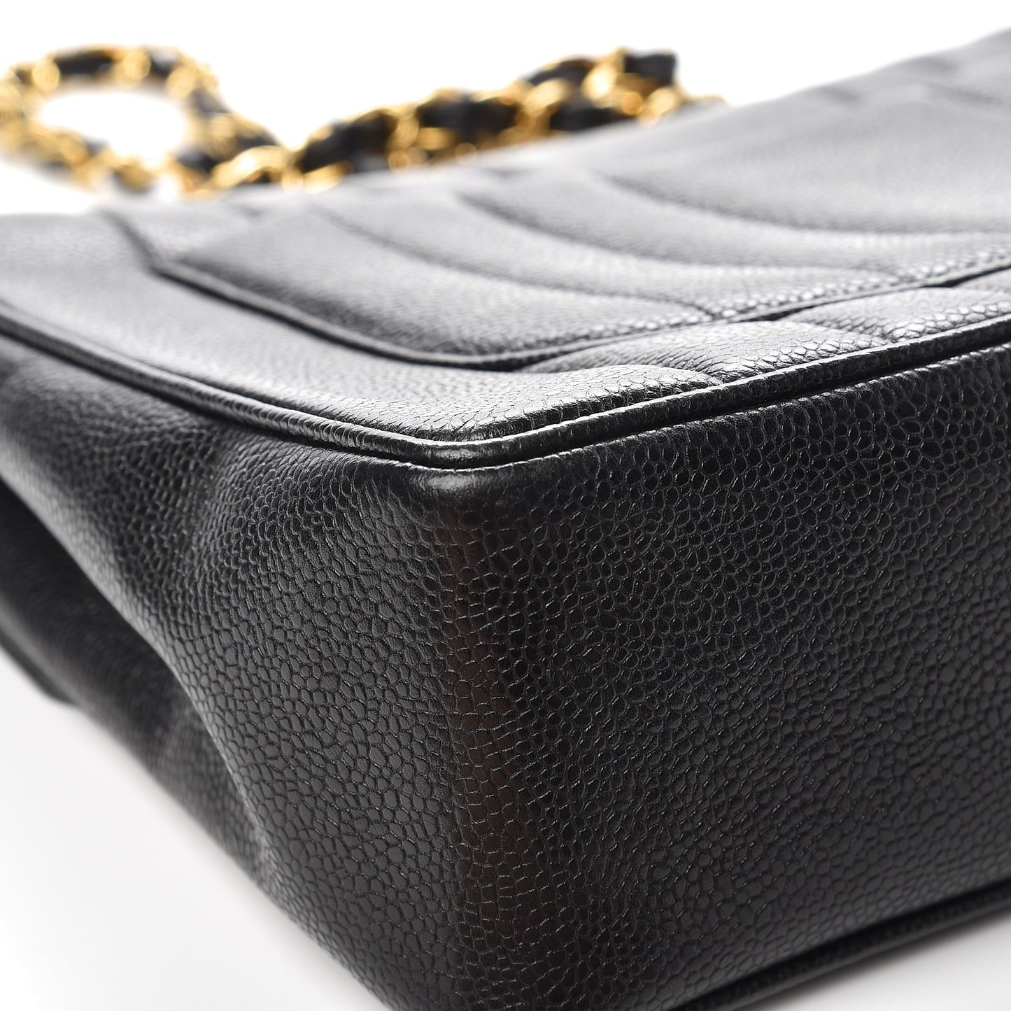 Caviar Vertical Quilted Jumbo Flap Black