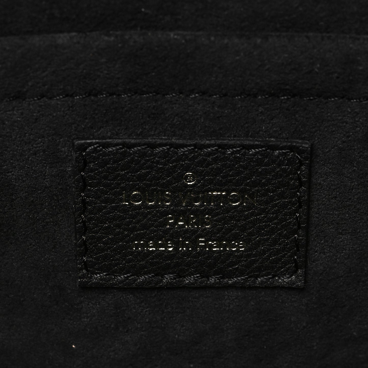 Grained Calfskin Lockme Tender Black