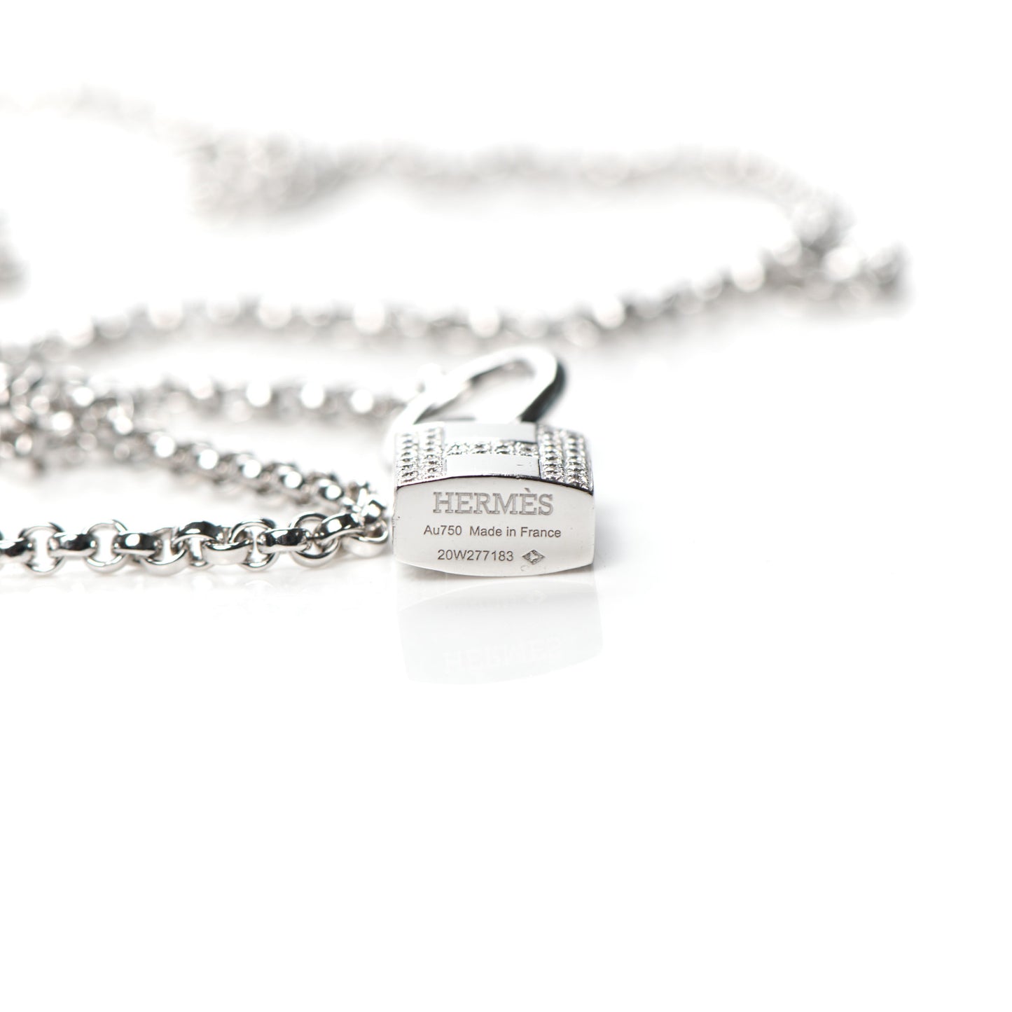 18K White Gold Diamond MM Kelly Clochette Long Necklace