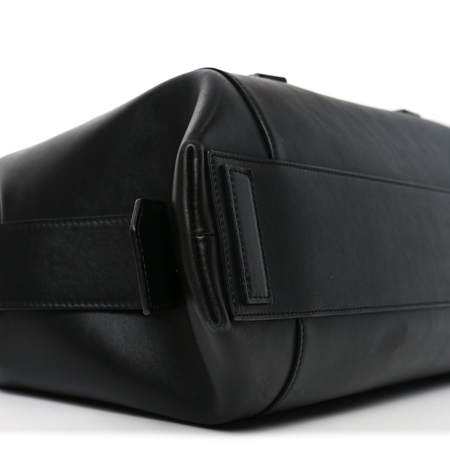 Smooth Calfskin Medium Antigona Soft Lock Duffle Bag Black