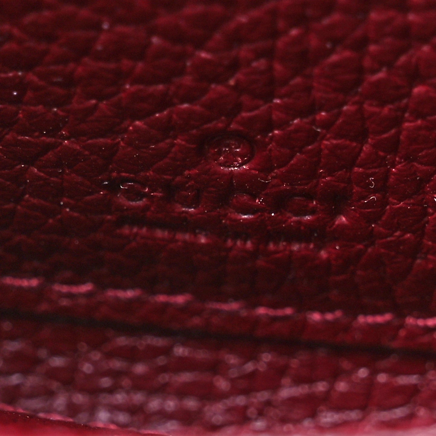 GG Supreme Shadow Zip Around Wallet Rosso Ancora Red