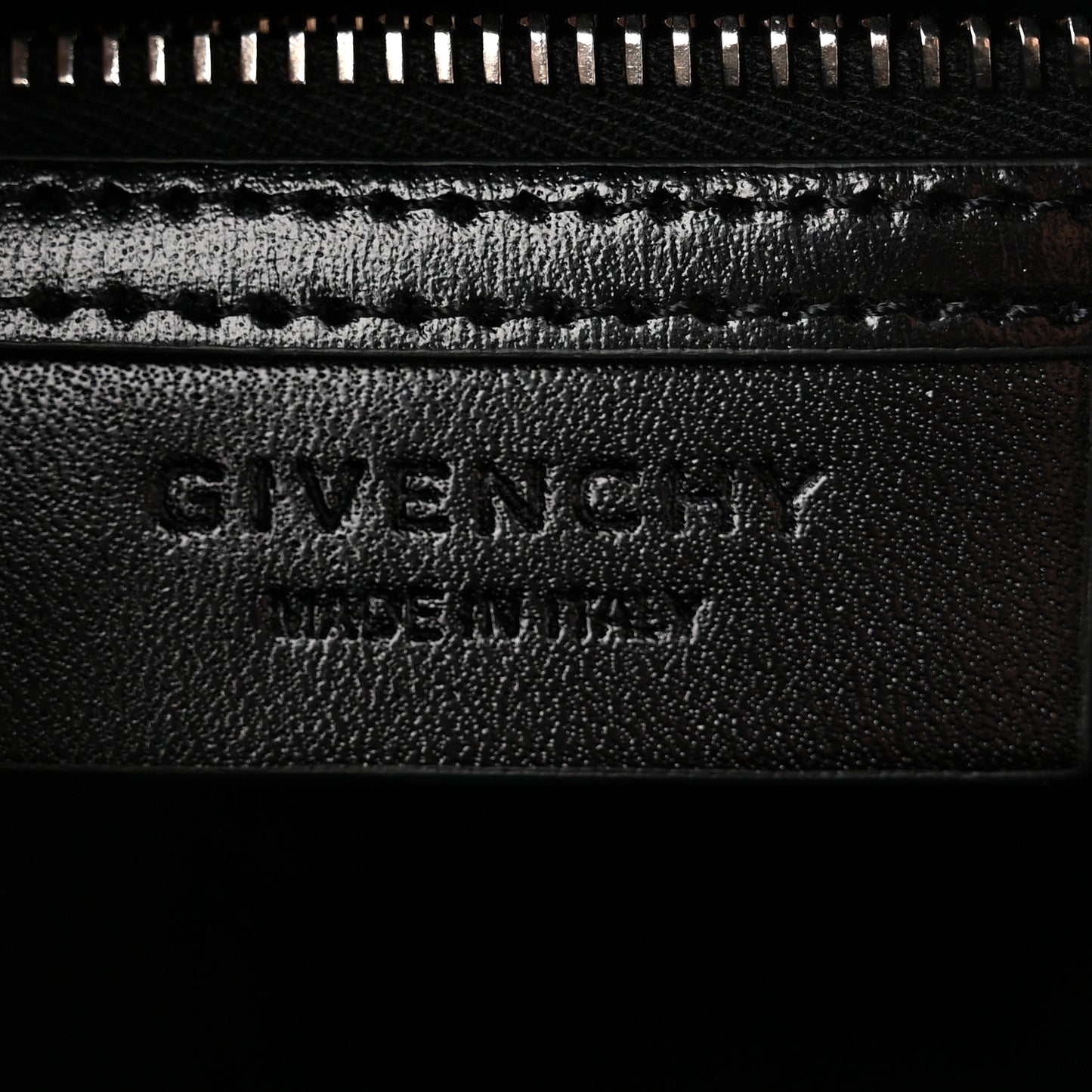 Shiny Lord Calfskin Mini Antigona Black
