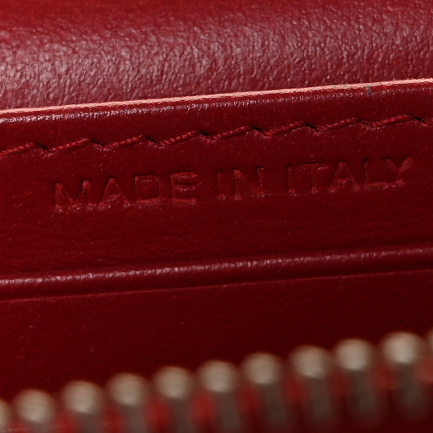 Saint Laurent Calfskin Crocodile Embossed Monogram Sunset Chain Wallet New Lipstick Red 7 of 9