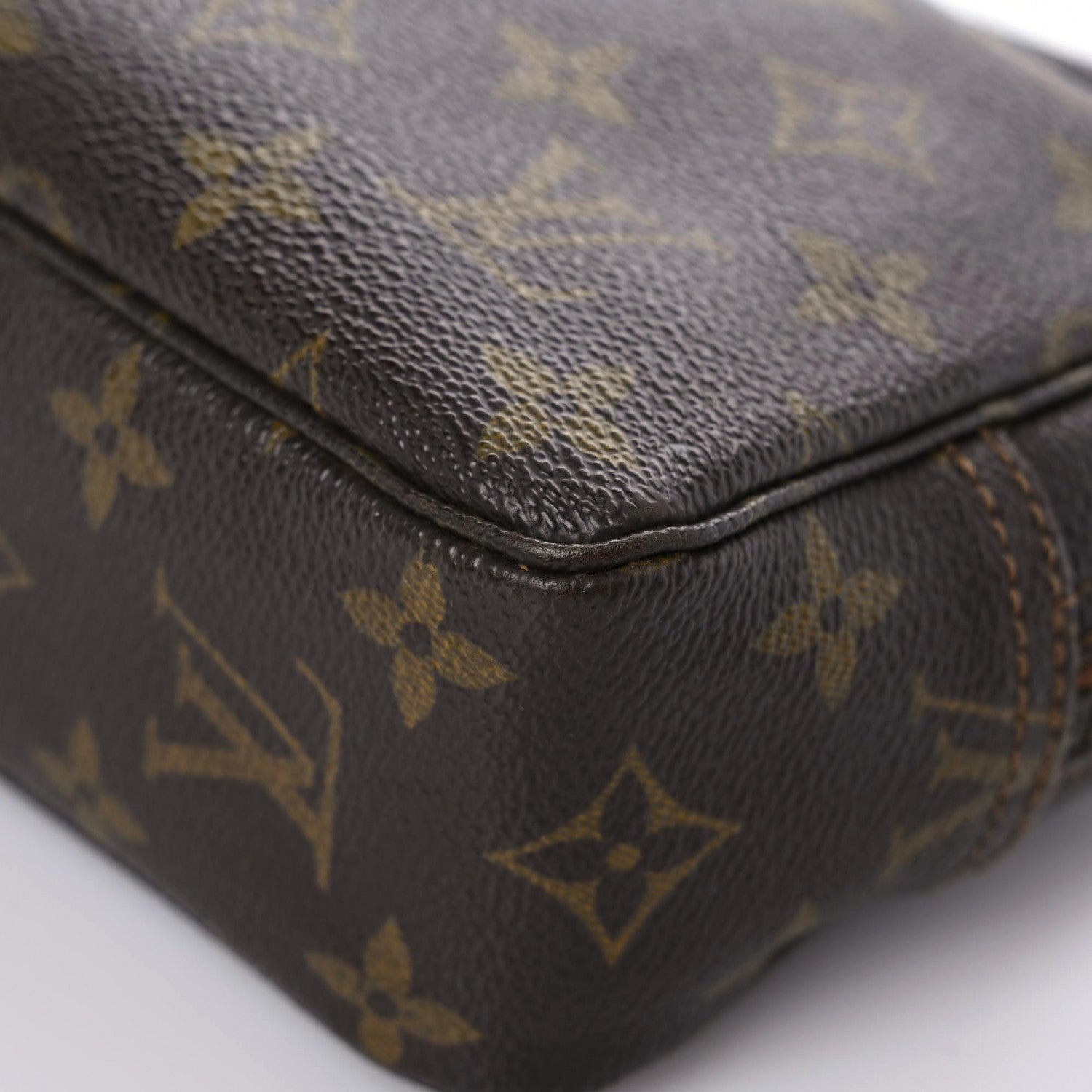 Louis Vuitton Monogram Trousse Toilette 23 6 of 15