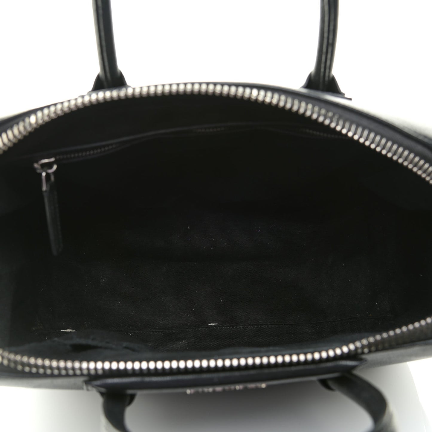 Sugar Goatskin Medium Antigona Black